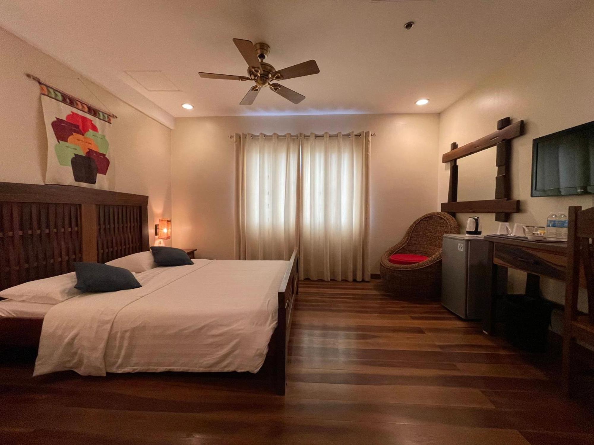Corto Del Mar Hotel Coron Exterior photo