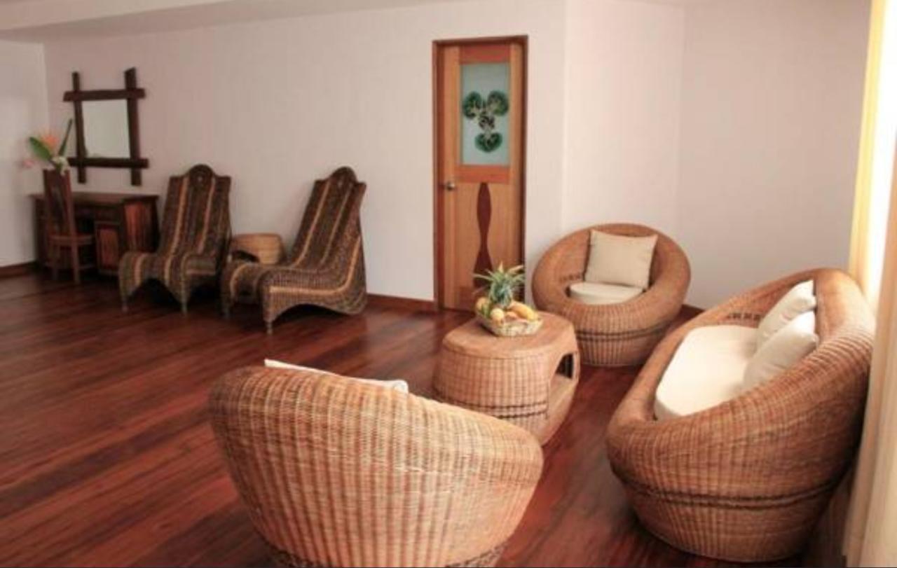 Corto Del Mar Hotel Coron Exterior photo
