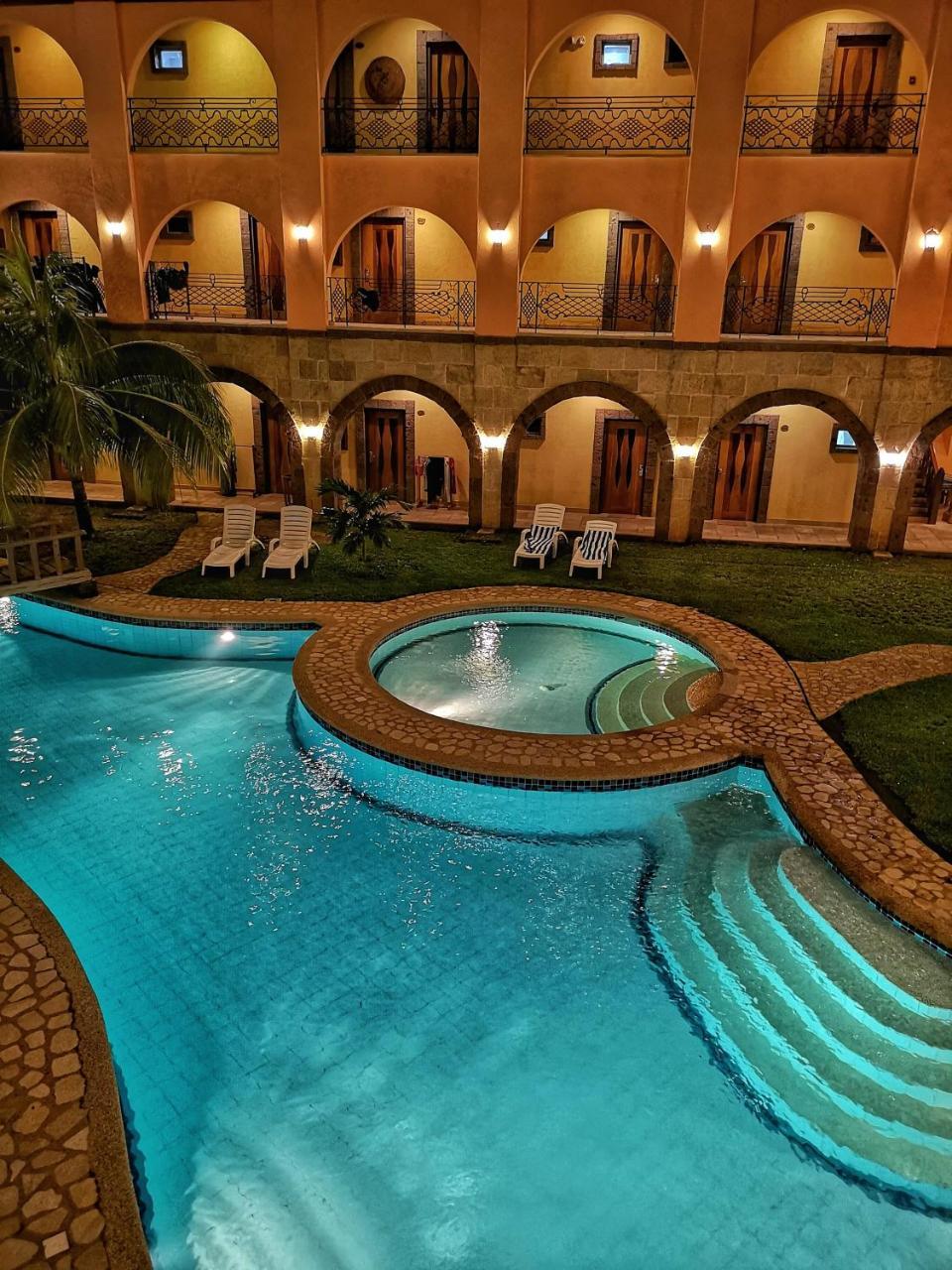 Corto Del Mar Hotel Coron Exterior photo